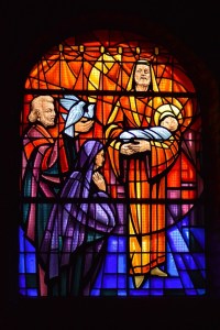 stained-glass-4472141_960_720